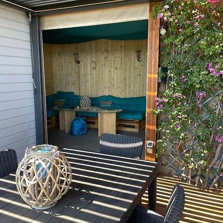 Mobil 55 M2, 5 Personnes, De L'île D'or, St Raphaël Camping